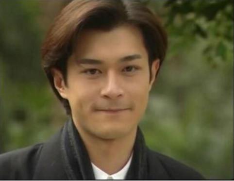 吃瓜进娱乐圈然后火了,意外走红娱乐圈的爆笑传奇